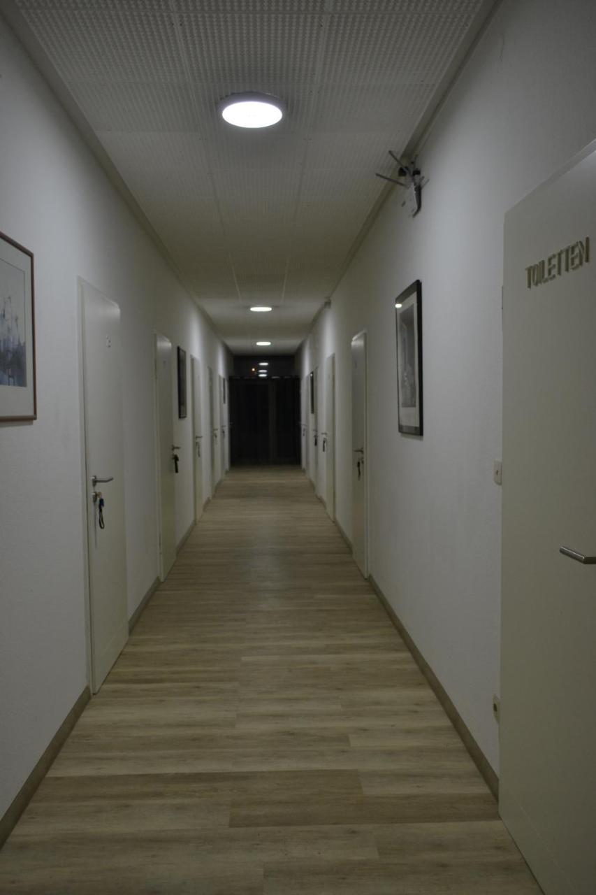 Pension Highway 3 Bielefeld Eksteriør billede
